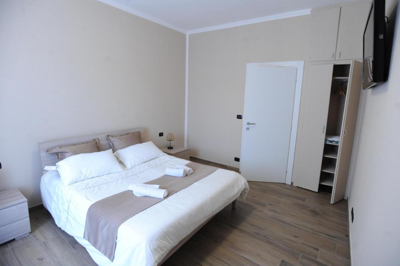 Happy House Lingotto Apartment Turin Bagian luar foto