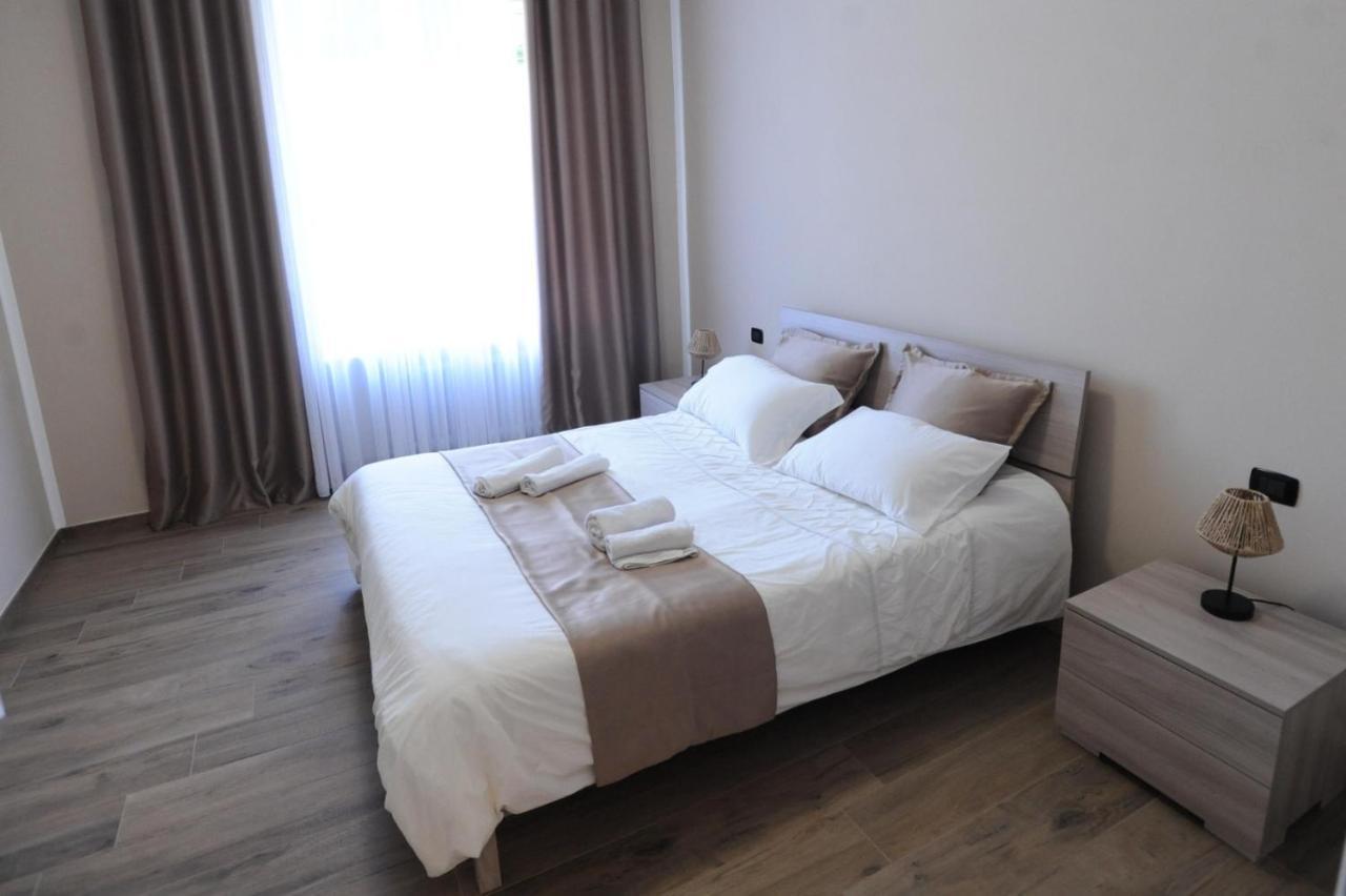 Happy House Lingotto Apartment Turin Bagian luar foto