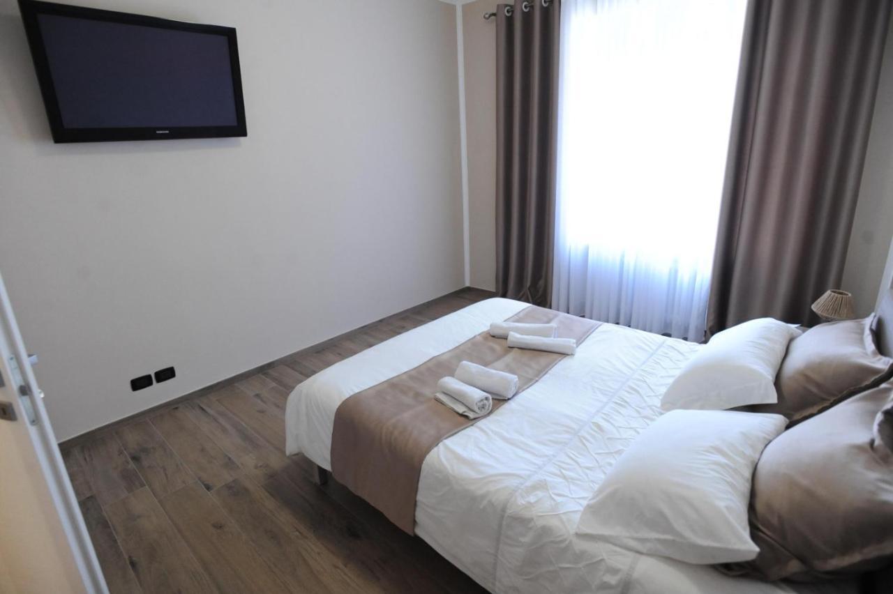 Happy House Lingotto Apartment Turin Bagian luar foto